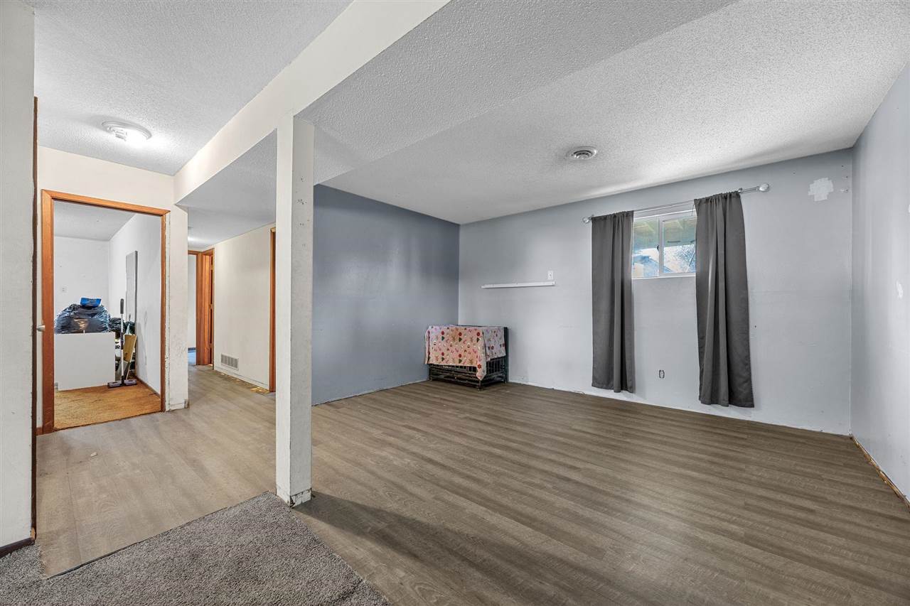 207 Washington Street Hills IA 52235