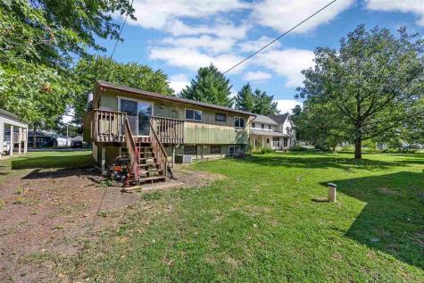 207 Washington Street Hills IA 52235