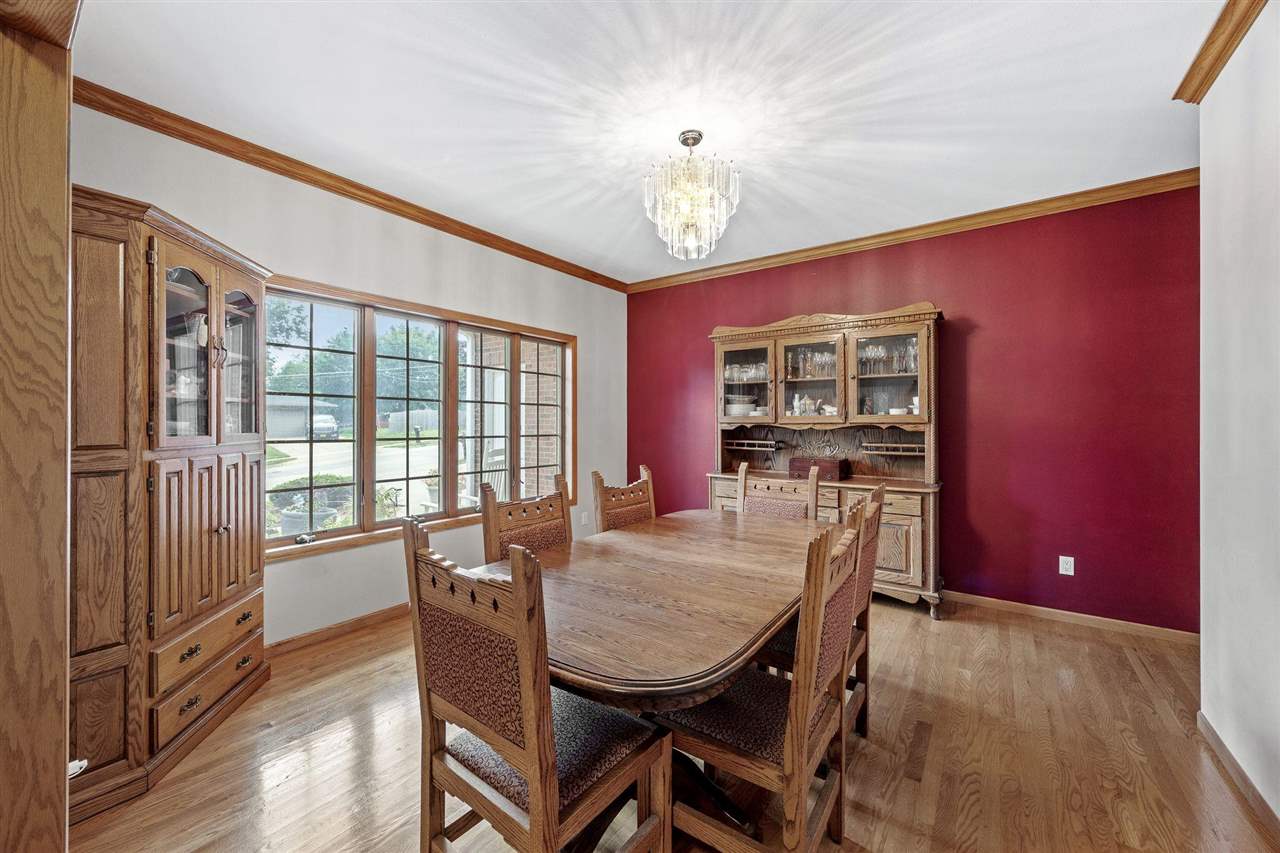 2332 E Washington Street Iowa City IA 52245