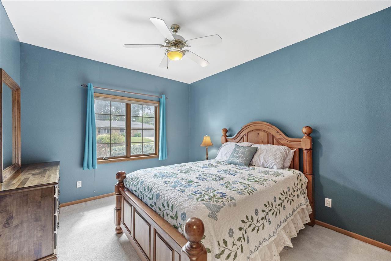 2332 E Washington Street Iowa City IA 52245