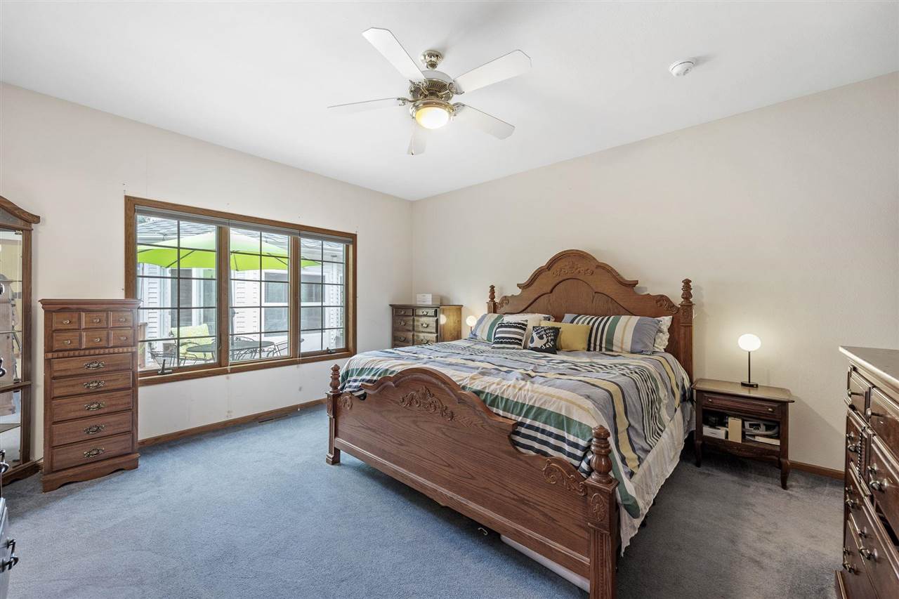 2332 E Washington Street Iowa City IA 52245