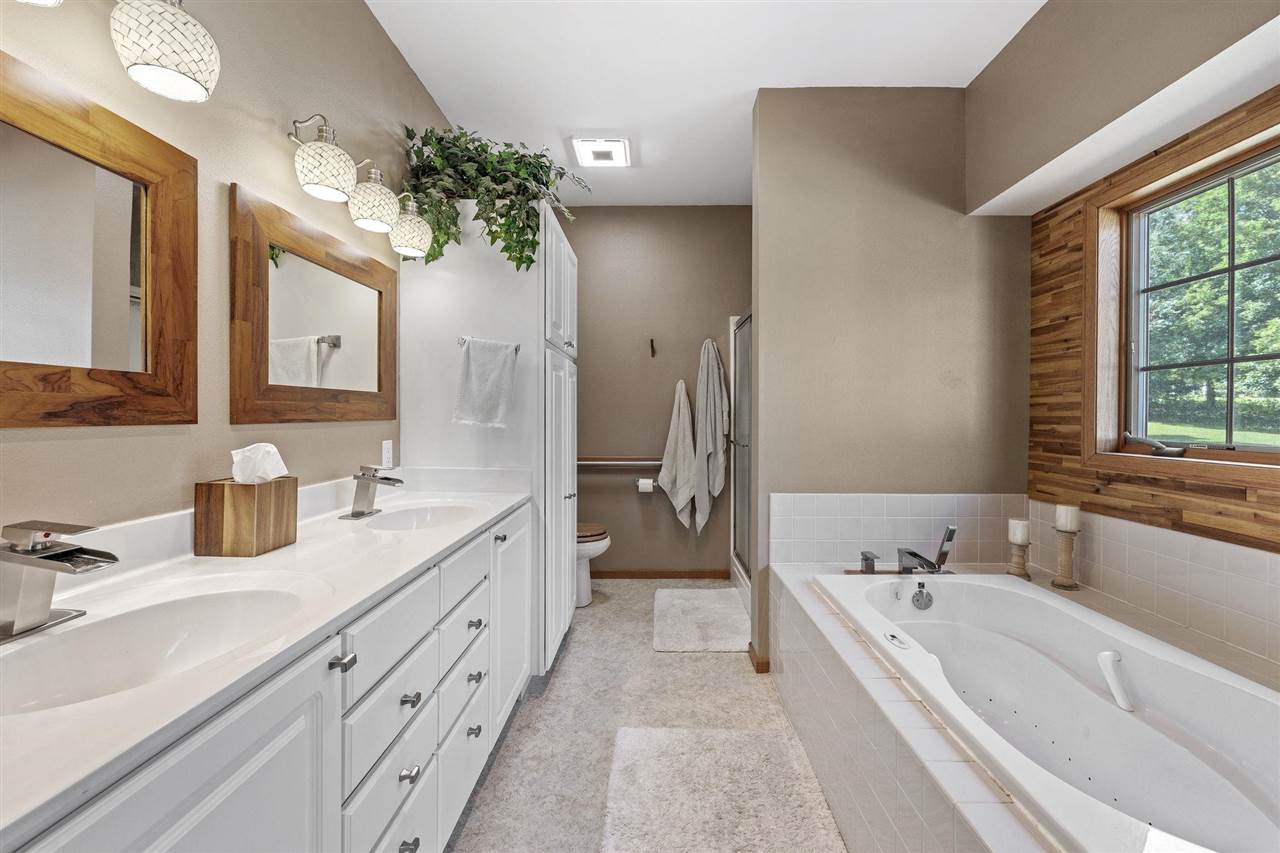 2332 E Washington Street Iowa City IA 52245