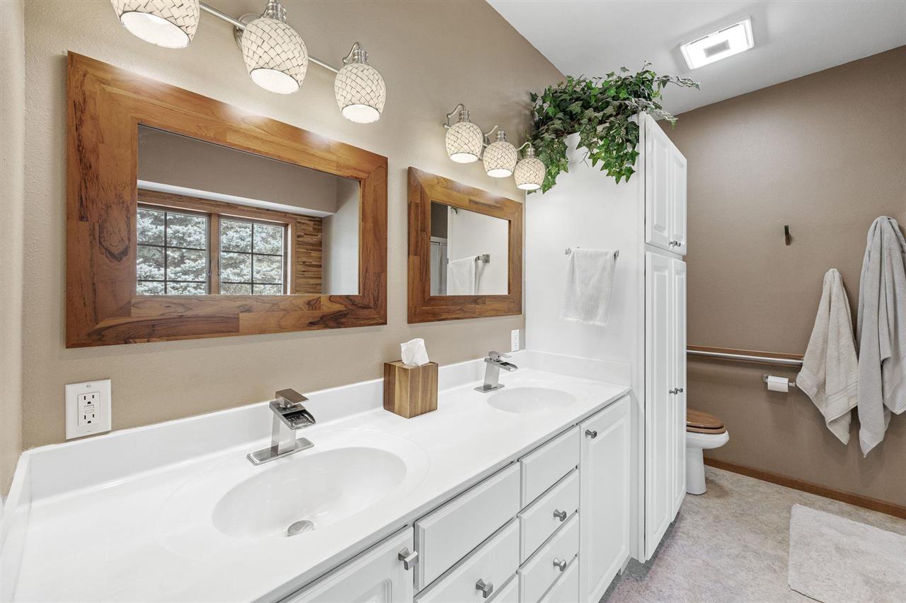 2332 E Washington Street Iowa City IA 52245