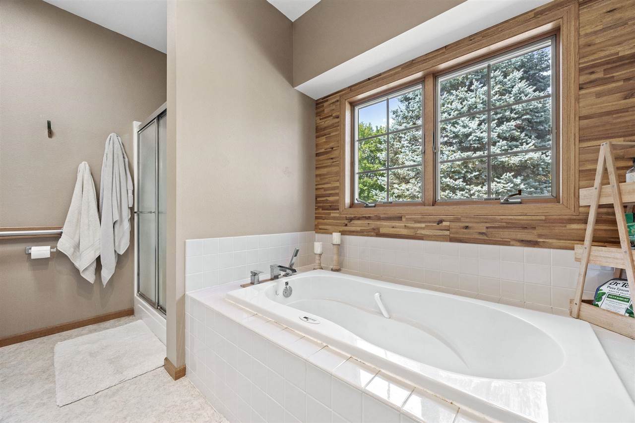 2332 E Washington Street Iowa City IA 52245