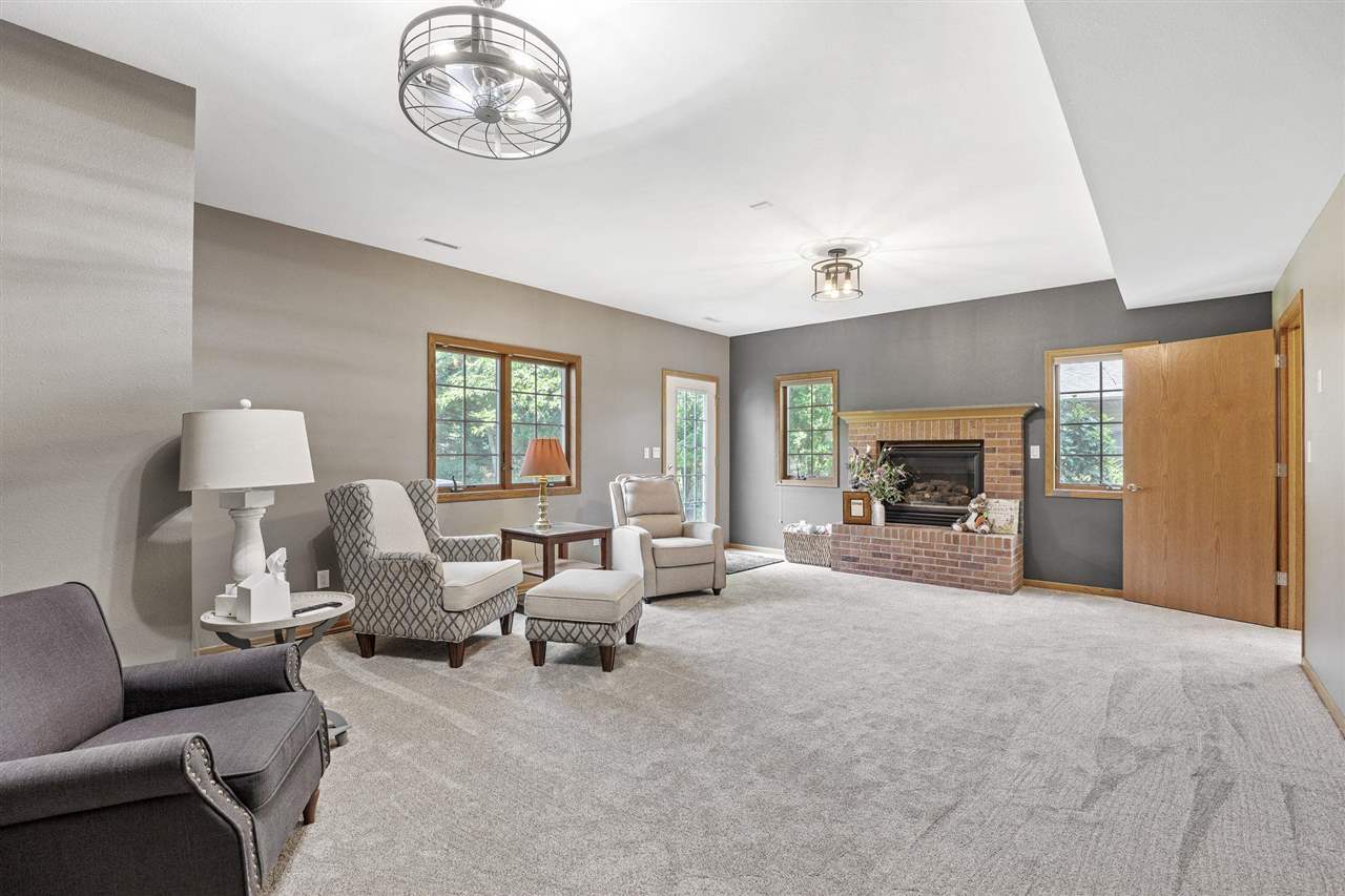 2332 E Washington Street Iowa City IA 52245