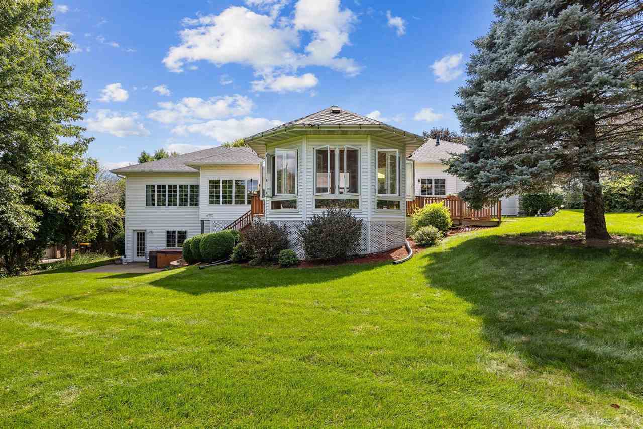 2332 E Washington Street Iowa City IA 52245