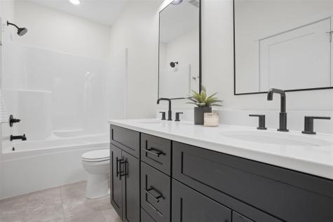 1887 Carroll Court North Liberty IA 52317