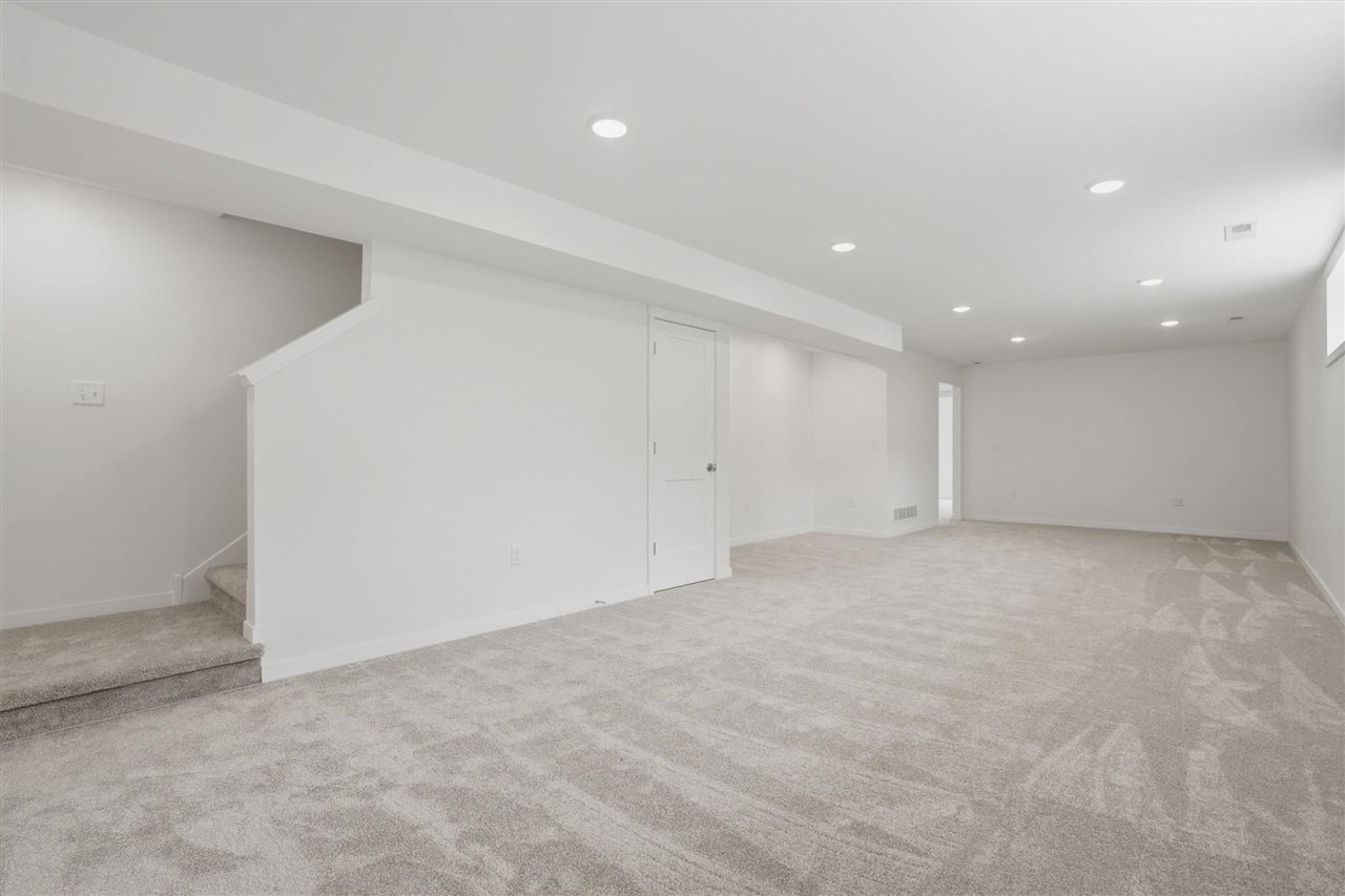 1887 Carroll Court North Liberty IA 52317
