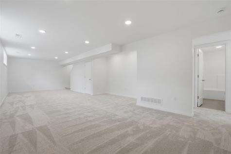 1887 Carroll Court North Liberty IA 52317
