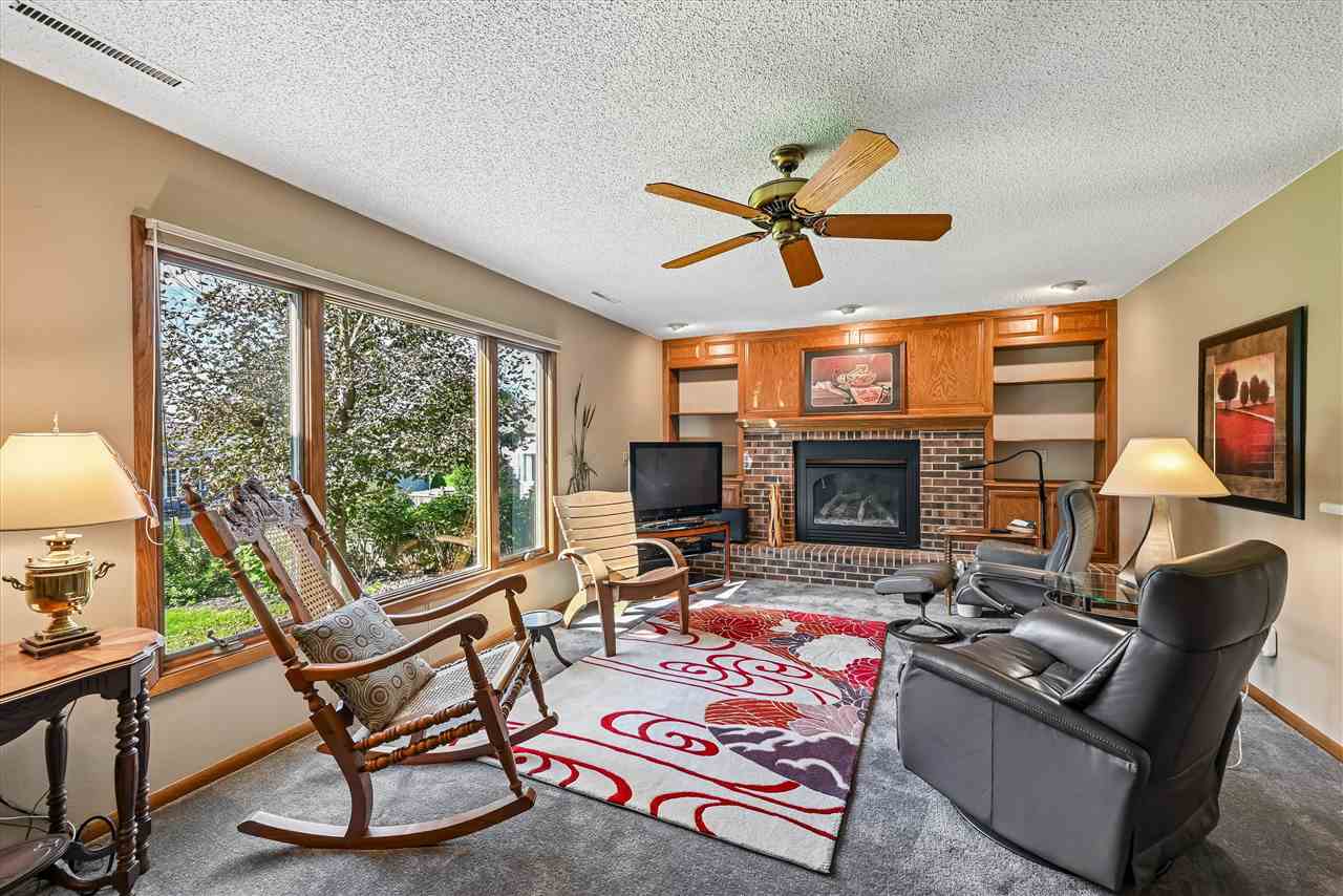 2129 Slagle Circle Iowa City IA 52246