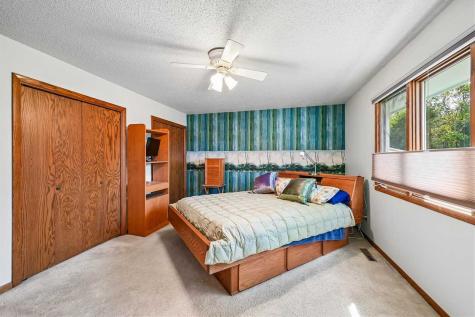 2129 Slagle Circle Iowa City IA 52246
