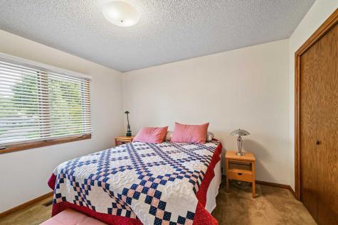 2129 Slagle Circle Iowa City IA 52246