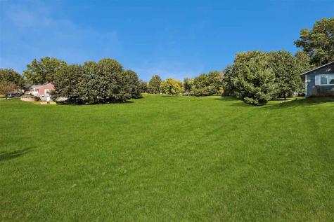 2129 Slagle Circle Iowa City IA 52246
