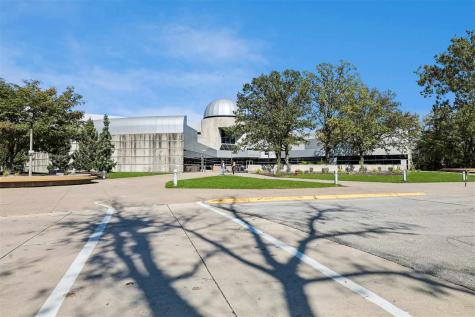 2129 Slagle Circle Iowa City IA 52246