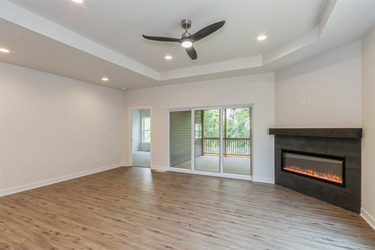 3100 Sunflower Street Ely IA 52227