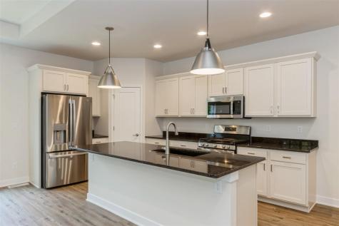 3100 Sunflower Street Ely IA 52227