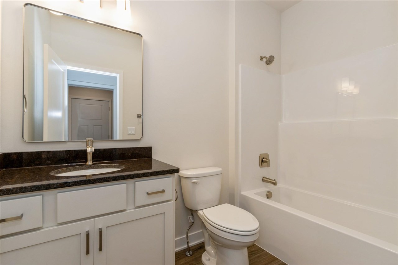 3100 Sunflower Street Ely IA 52227