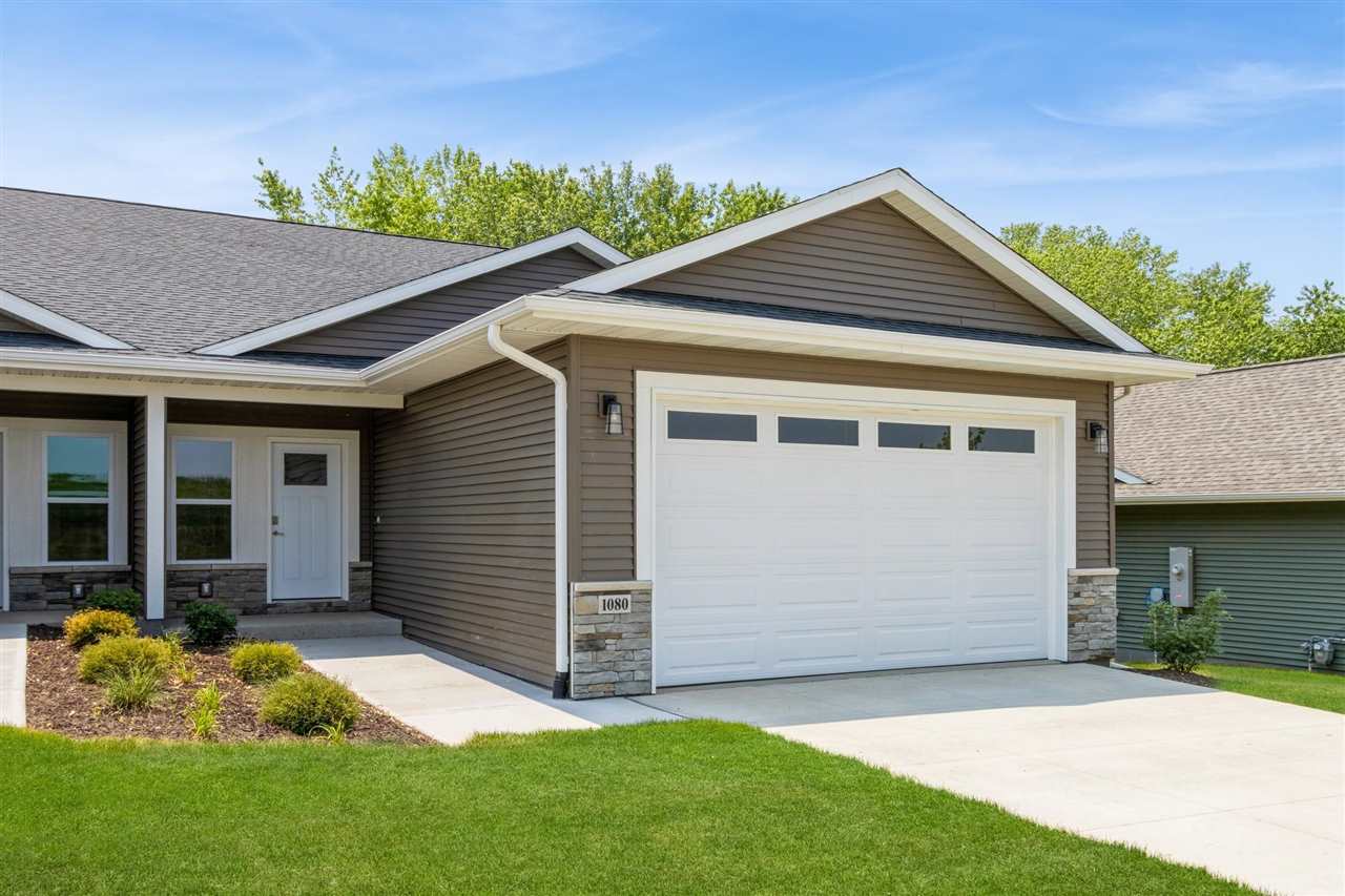 3100 Sunflower Street Ely IA 52227