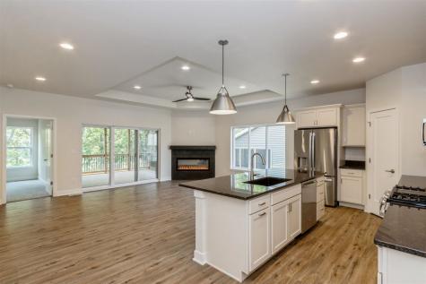 3100 Sunflower Street Ely IA 52227