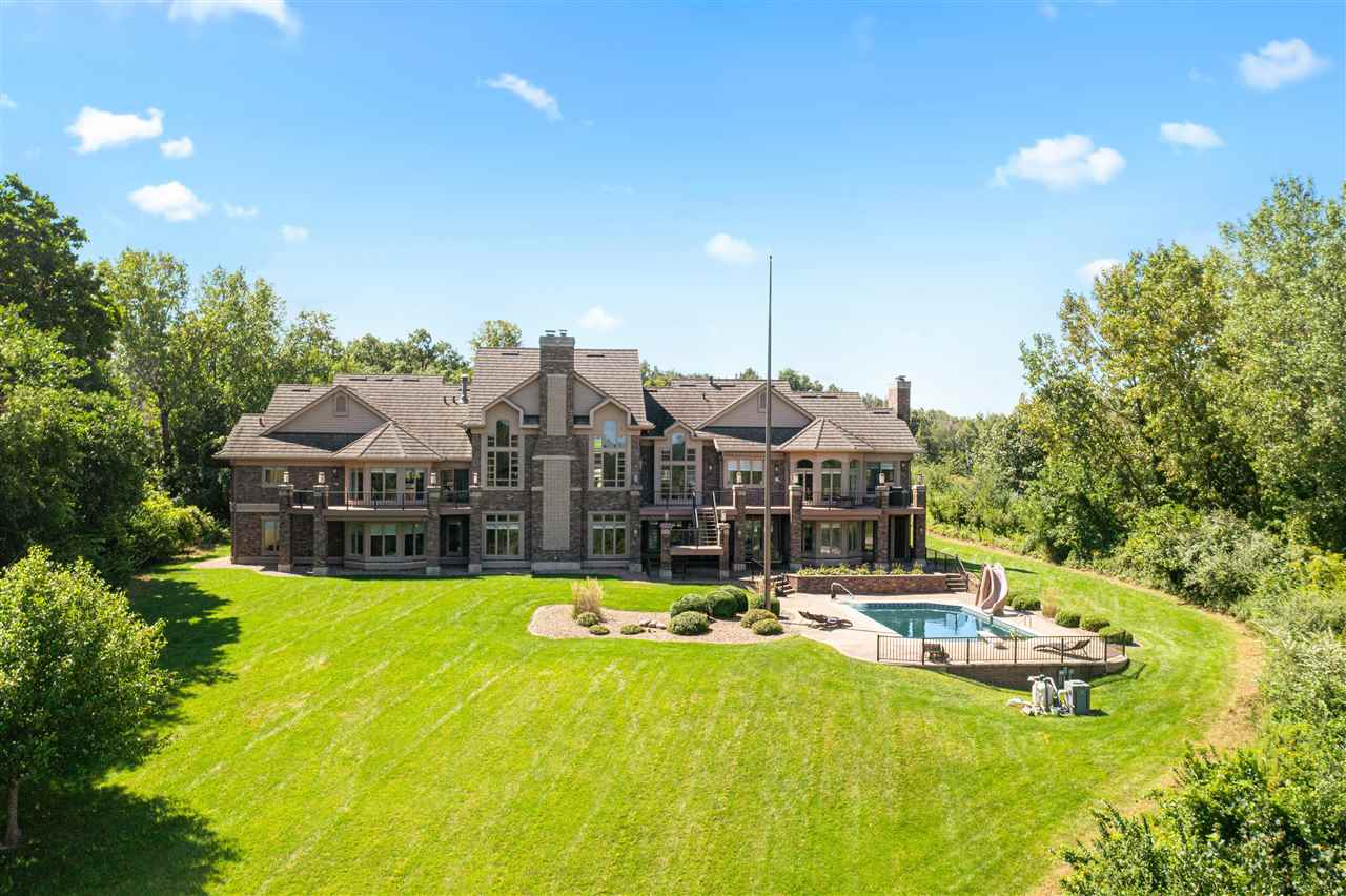 2310 NE Lakeridge Place North Liberty IA 52317