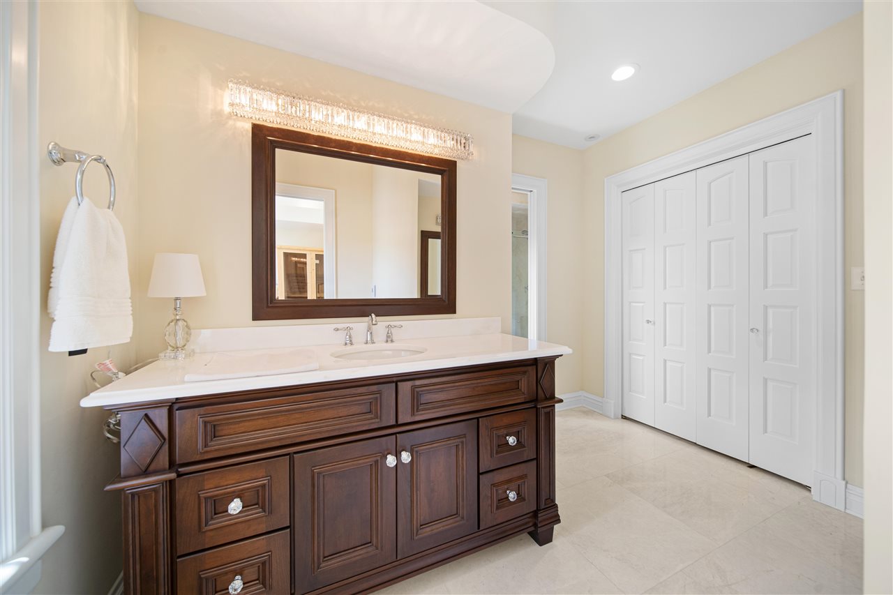 2310 NE Lakeridge Place North Liberty IA 52317