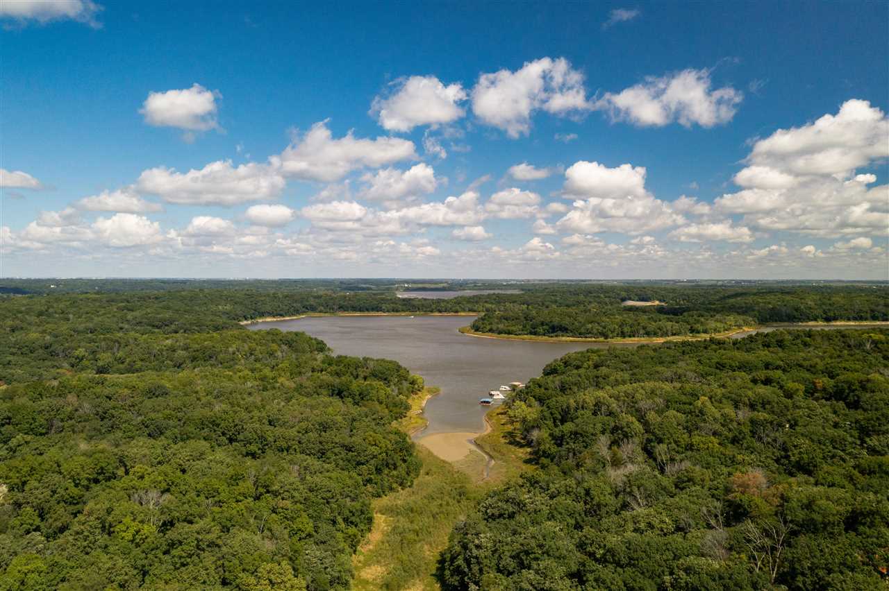 2310 NE Lakeridge Place North Liberty IA 52317