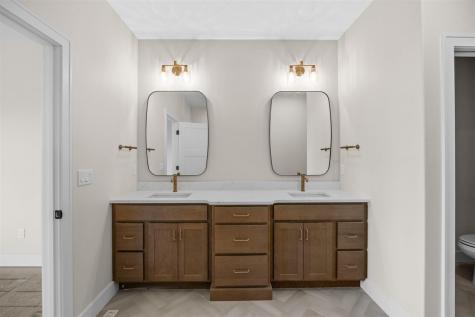5501 Silver Ridge Road Marion IA 52302