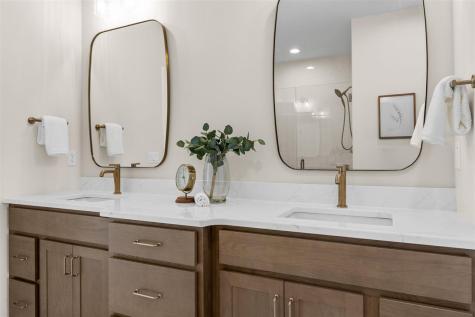 5501 Silver Ridge Road Marion IA 52302