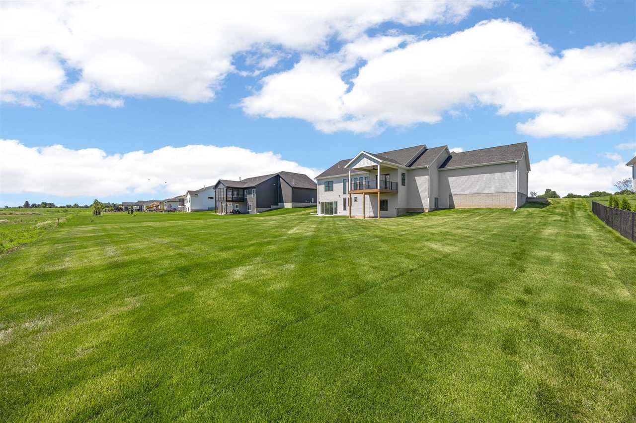 5501 Silver Ridge Road Marion IA 52302
