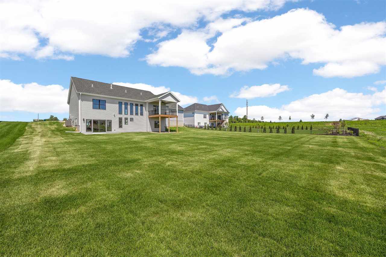 5501 Silver Ridge Road Marion IA 52302