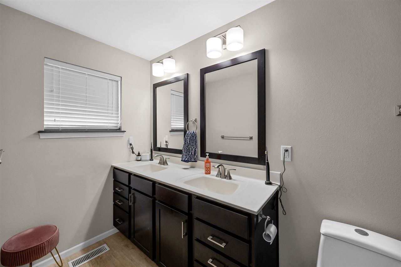 415 Cameron Way North Liberty IA 52317
