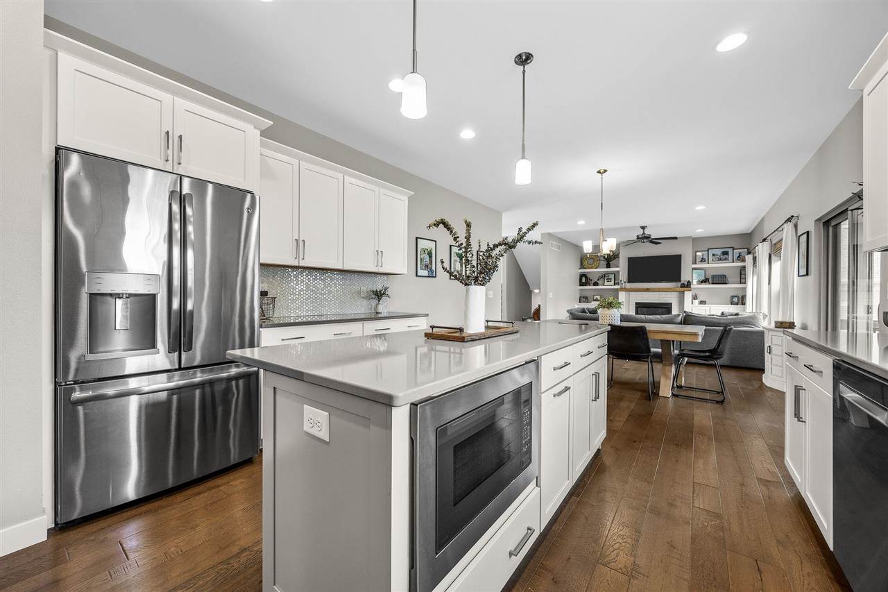 1030 Highland Park Avenue Coralville IA 52241