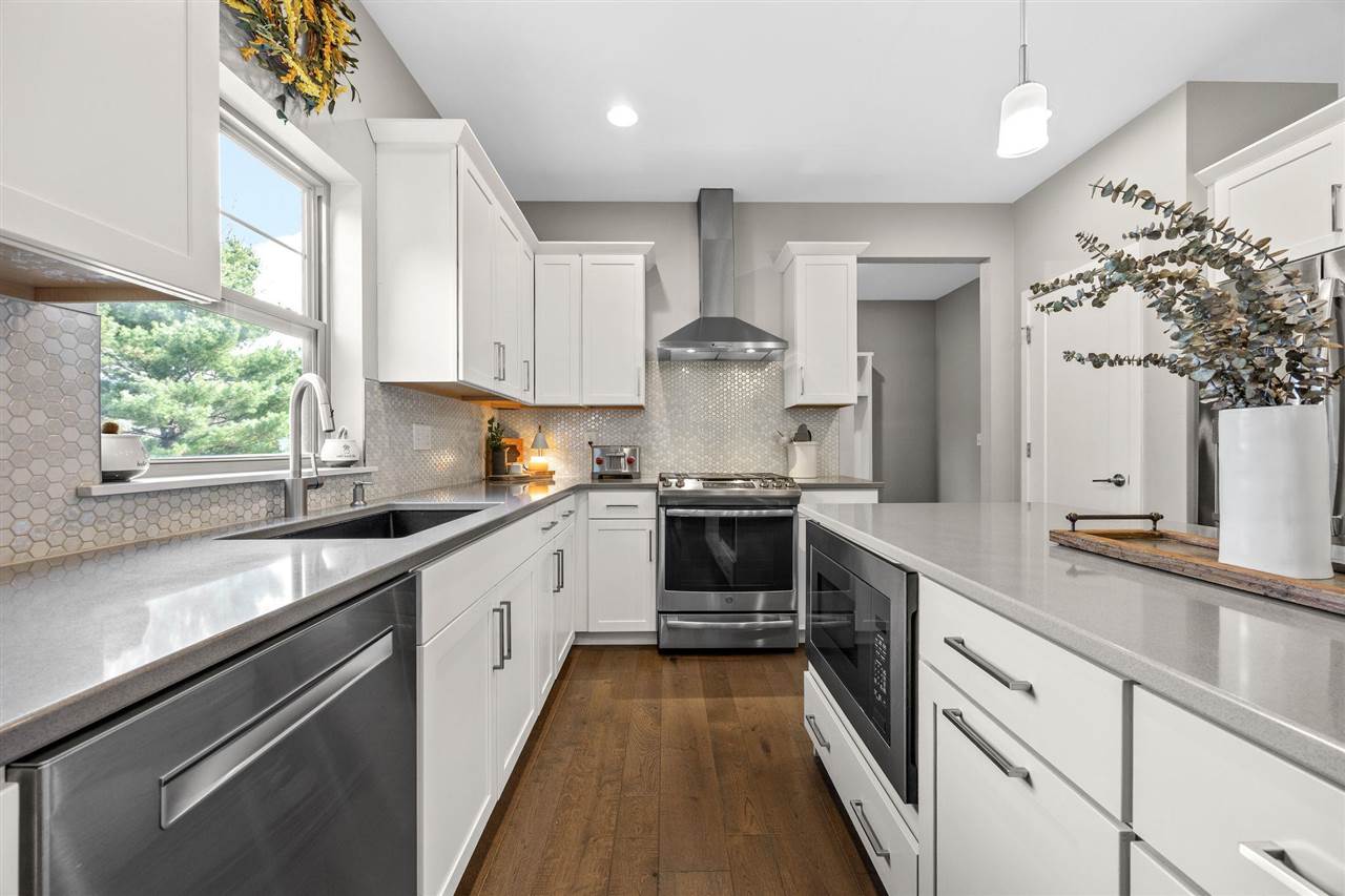 1030 Highland Park Avenue Coralville IA 52241