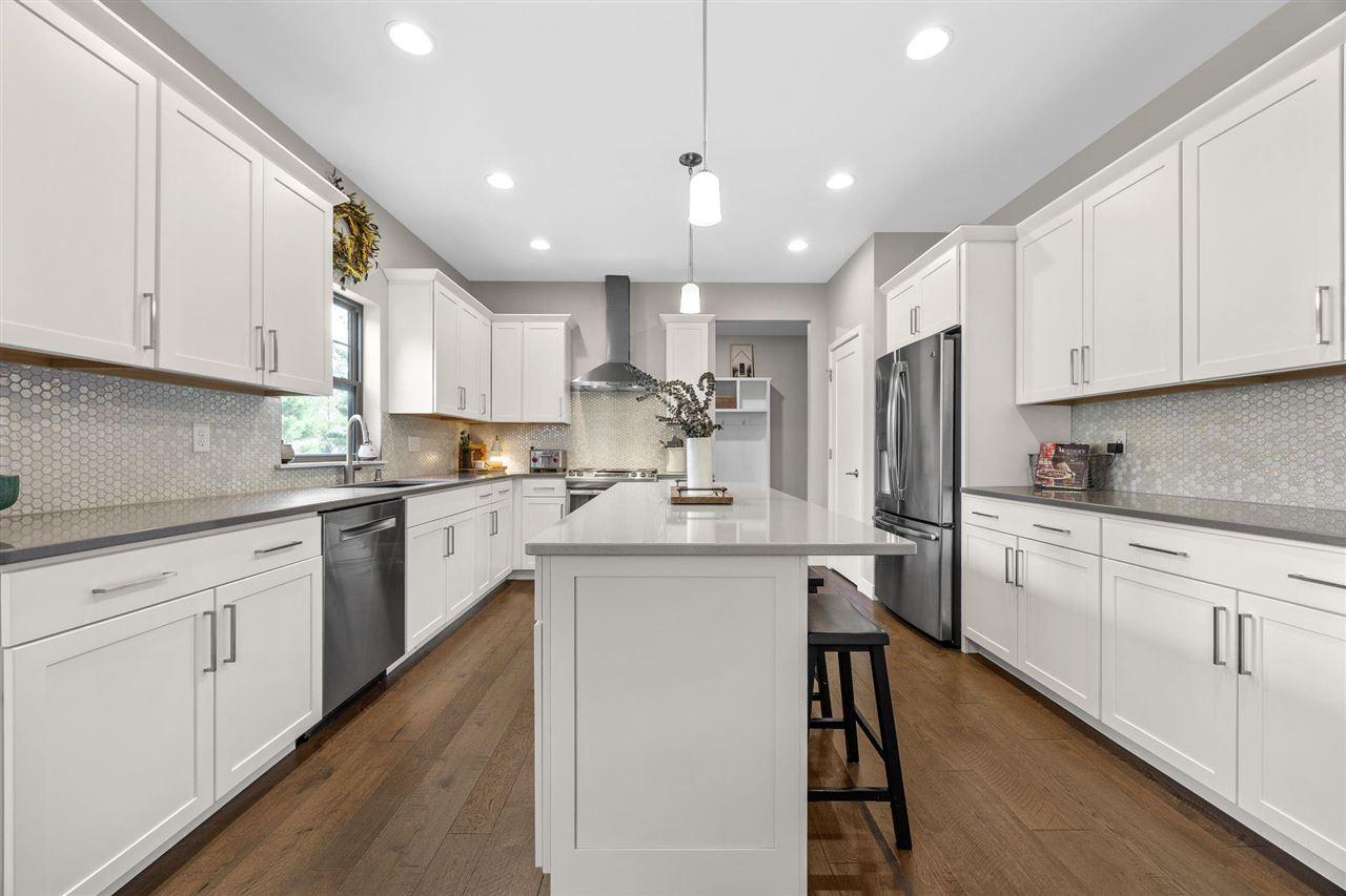 1030 Highland Park Avenue Coralville IA 52241