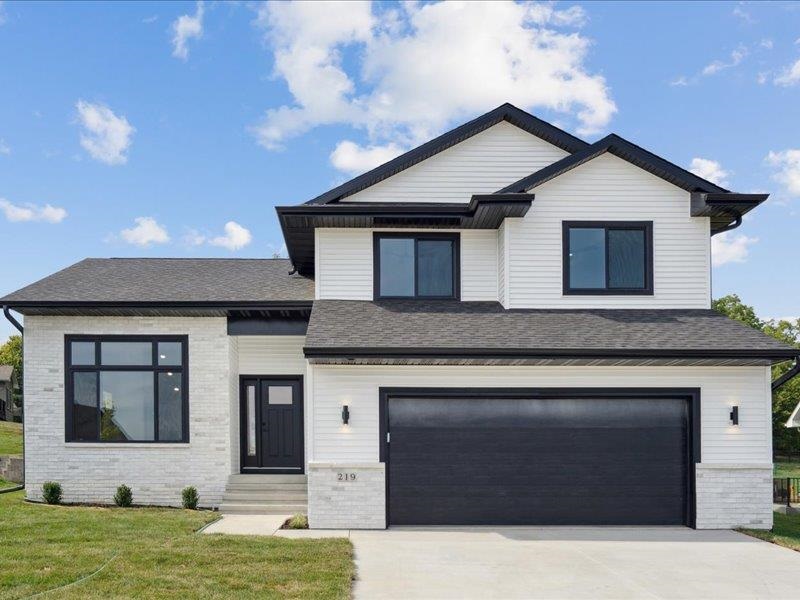 219 Eversull Lane Iowa City IA 52245