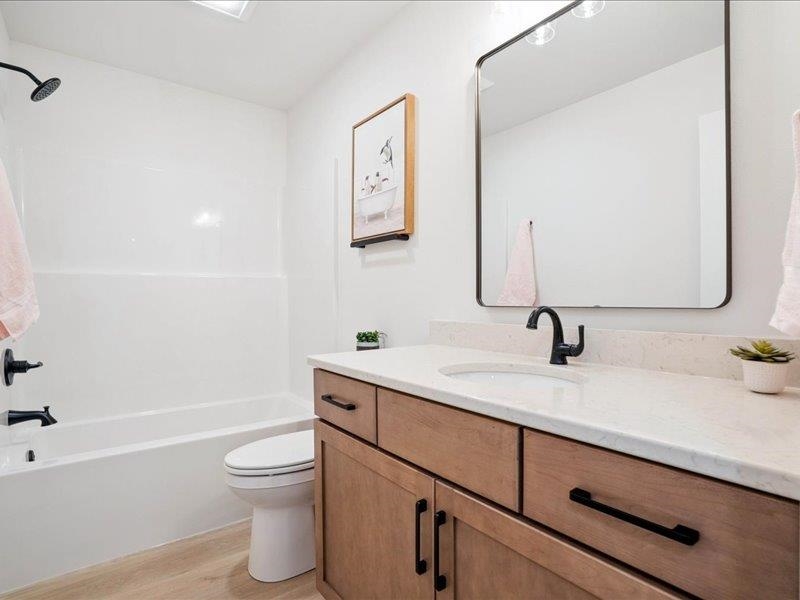 219 Eversull Lane Iowa City IA 52245