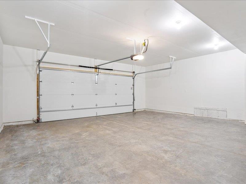 219 Eversull Lane Iowa City IA 52245