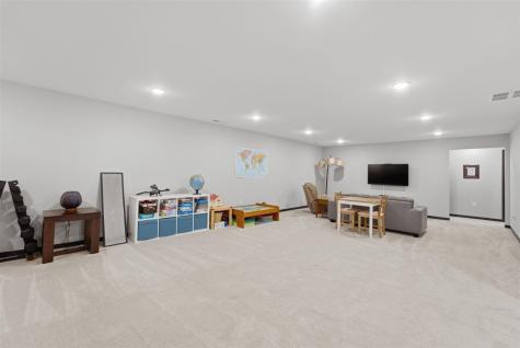 211 Dawson Drive West Branch IA 52358