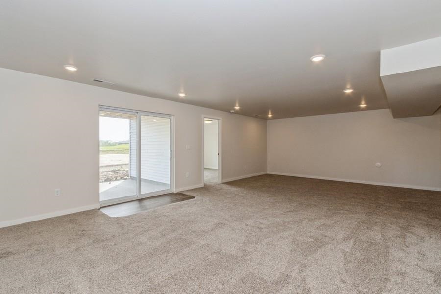 1022 Highland Trail Solon IA 52333
