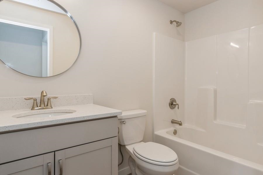 1022 Highland Trail Solon IA 52333