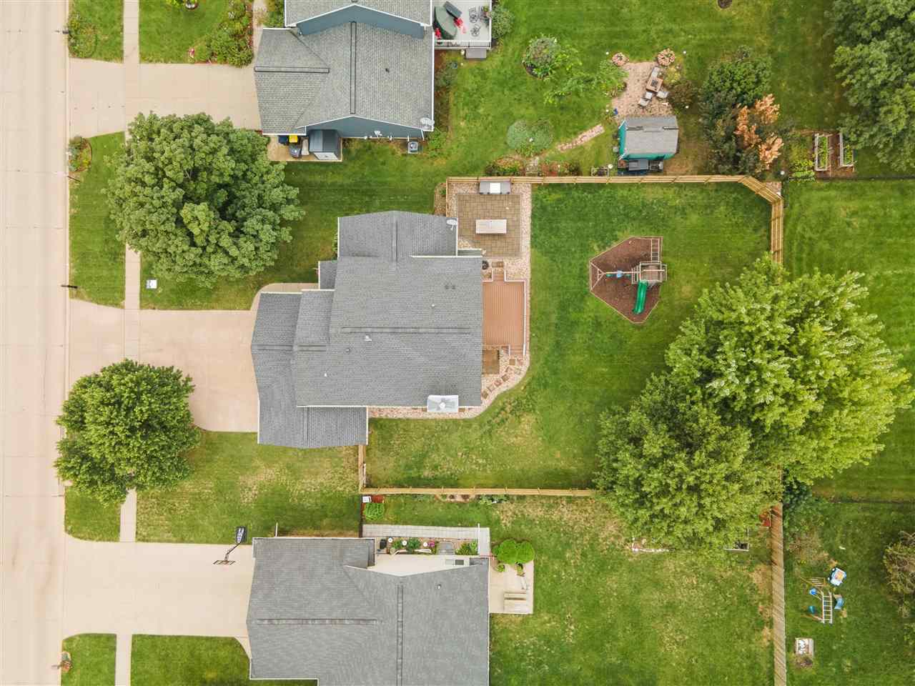 235 N 18th Avenue Hiawatha IA 52233