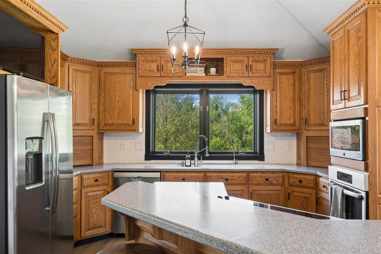 3313 Cedar Hill Drive Solon IA 52333