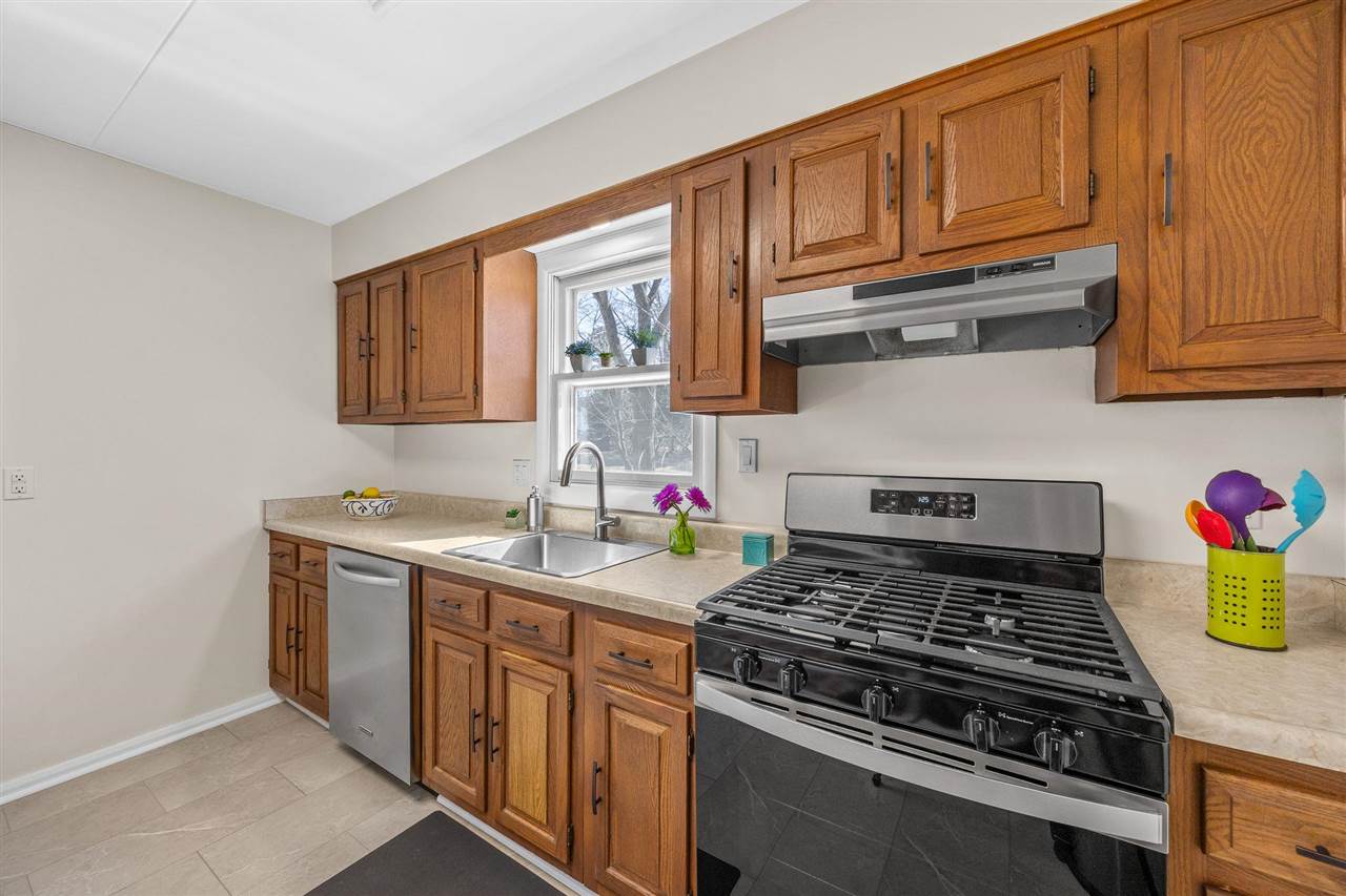 528 Beldon Avenue Iowa City IA 52246
