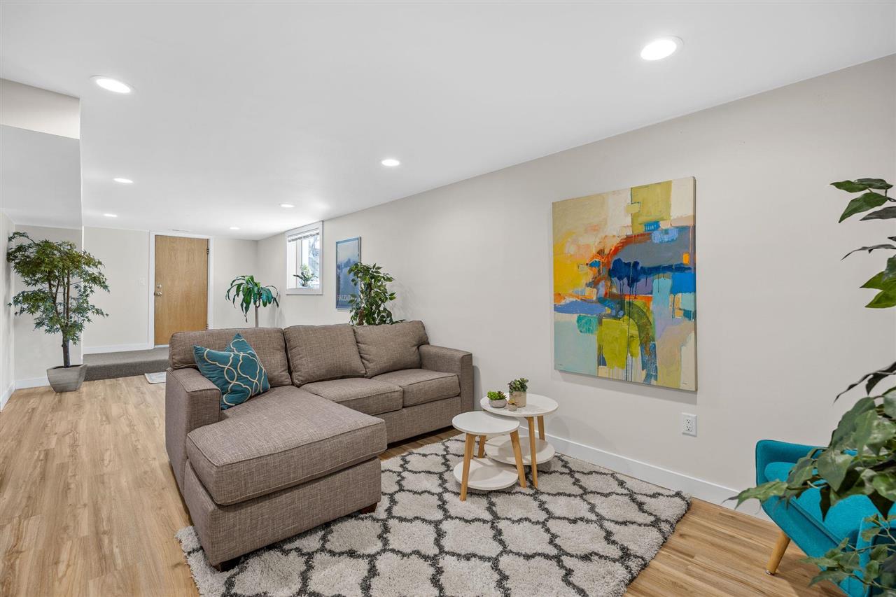 528 Beldon Avenue Iowa City IA 52246