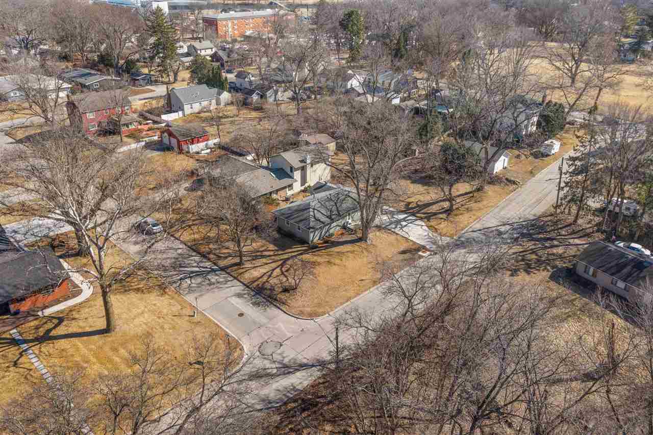 528 Beldon Avenue Iowa City IA 52246