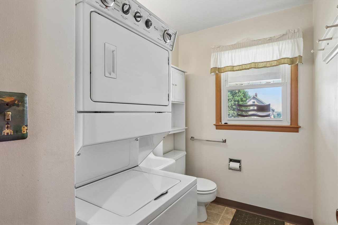 809 18th Avenue SW Cedar Rapids IA 52404