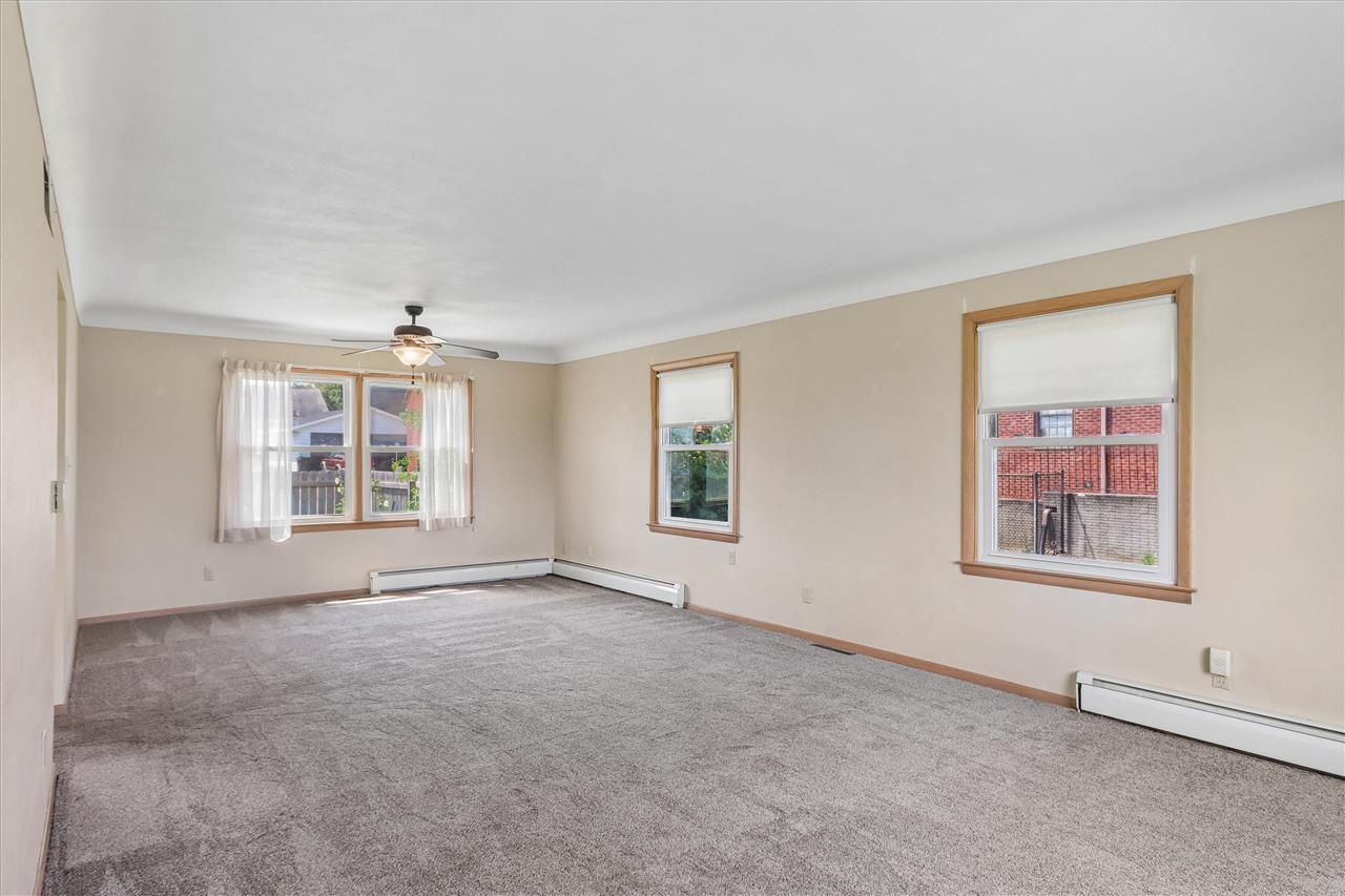 809 18th Avenue SW Cedar Rapids IA 52404