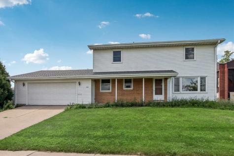 809 18th Avenue SW Cedar Rapids IA 52404