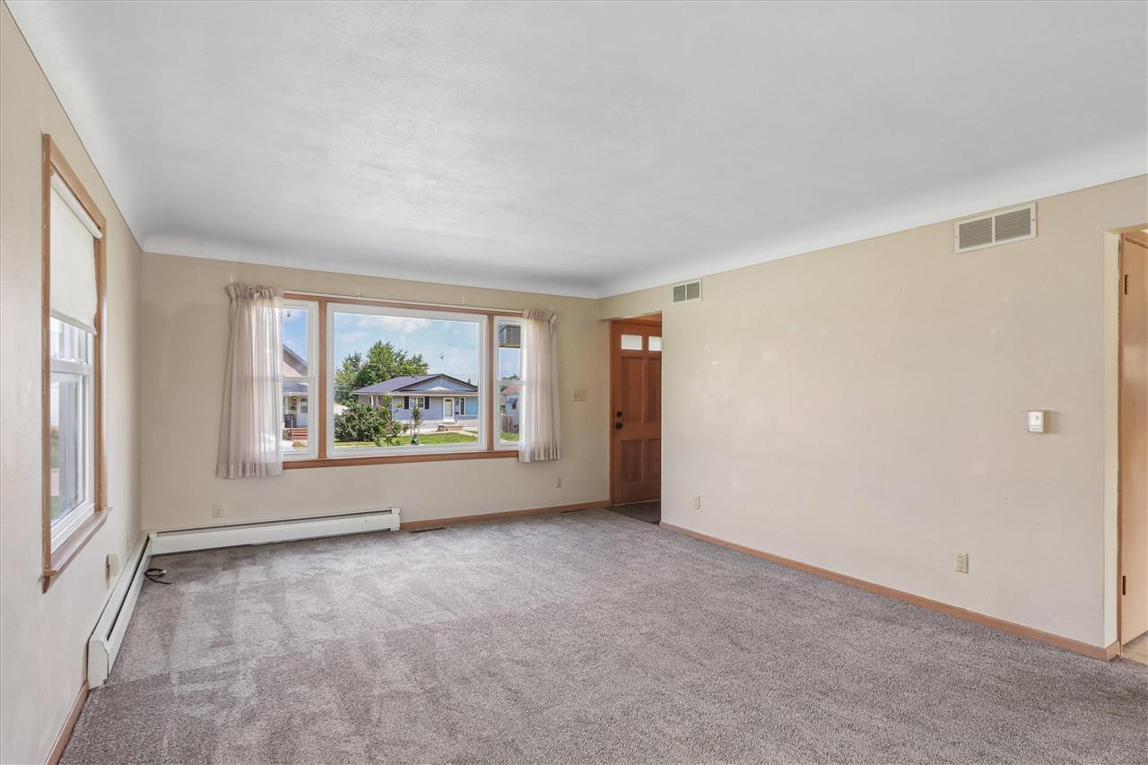 809 18th Avenue SW Cedar Rapids IA 52404