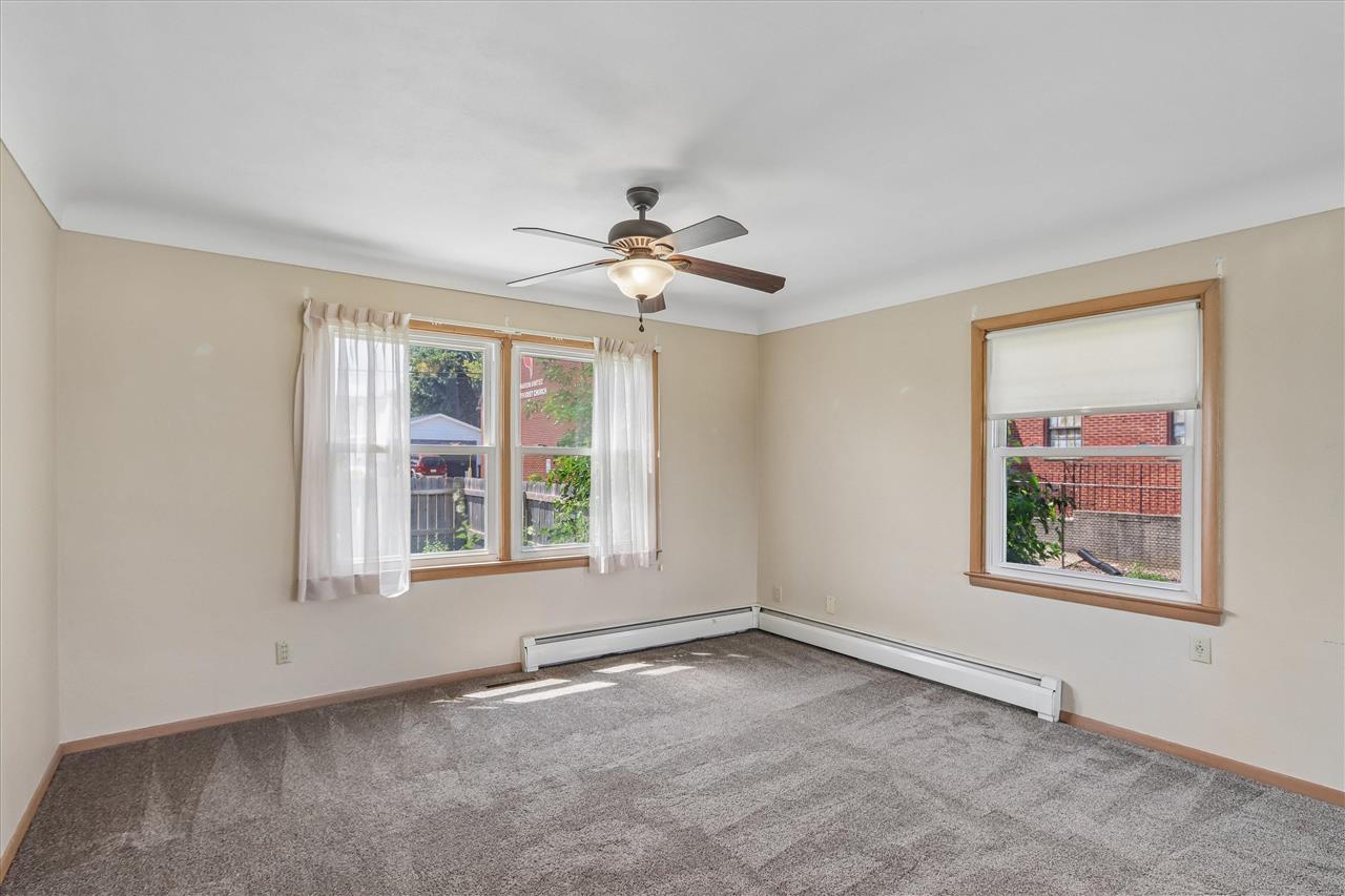 809 18th Avenue SW Cedar Rapids IA 52404